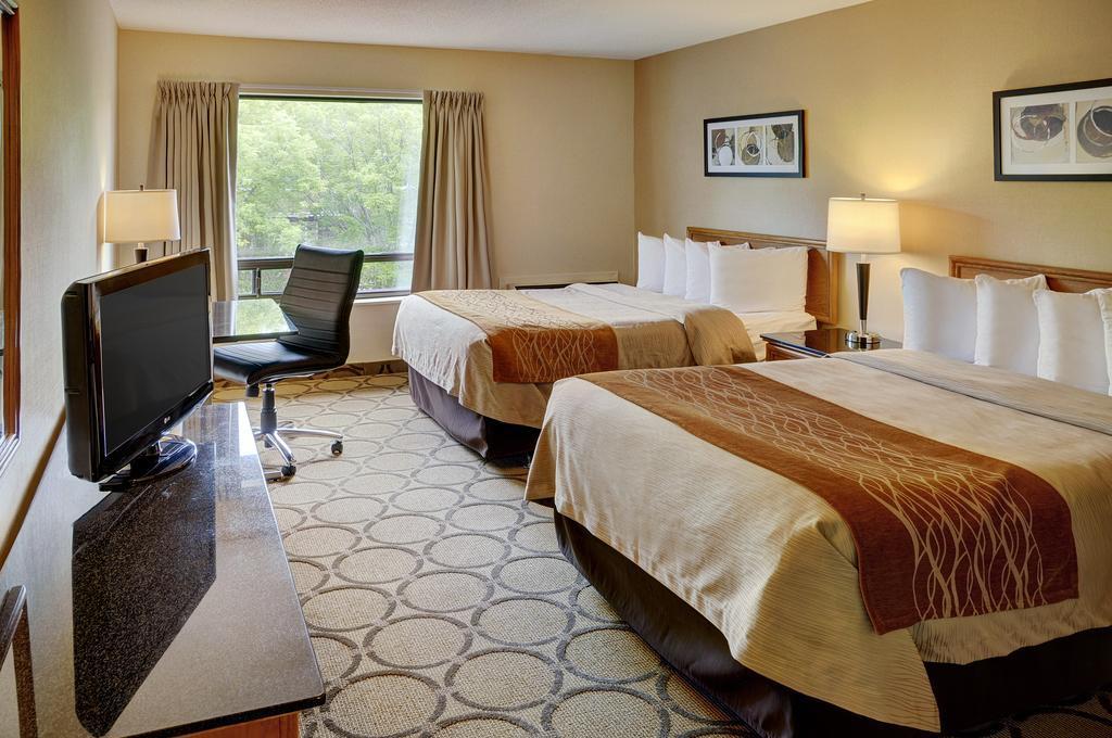 Comfort Inn Orillia Ngoại thất bức ảnh