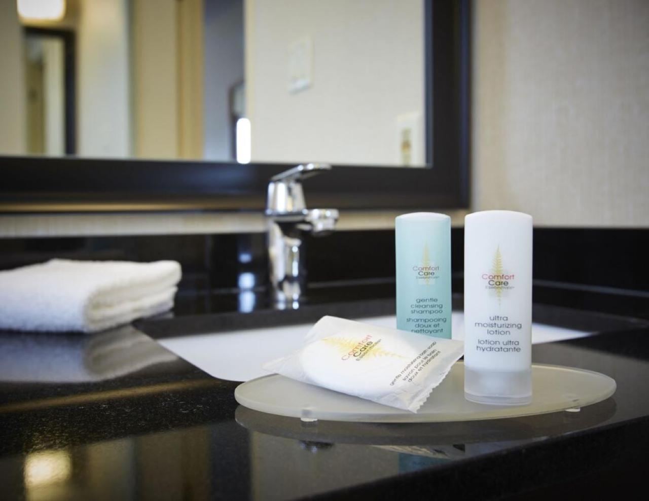 Comfort Inn Orillia Ngoại thất bức ảnh